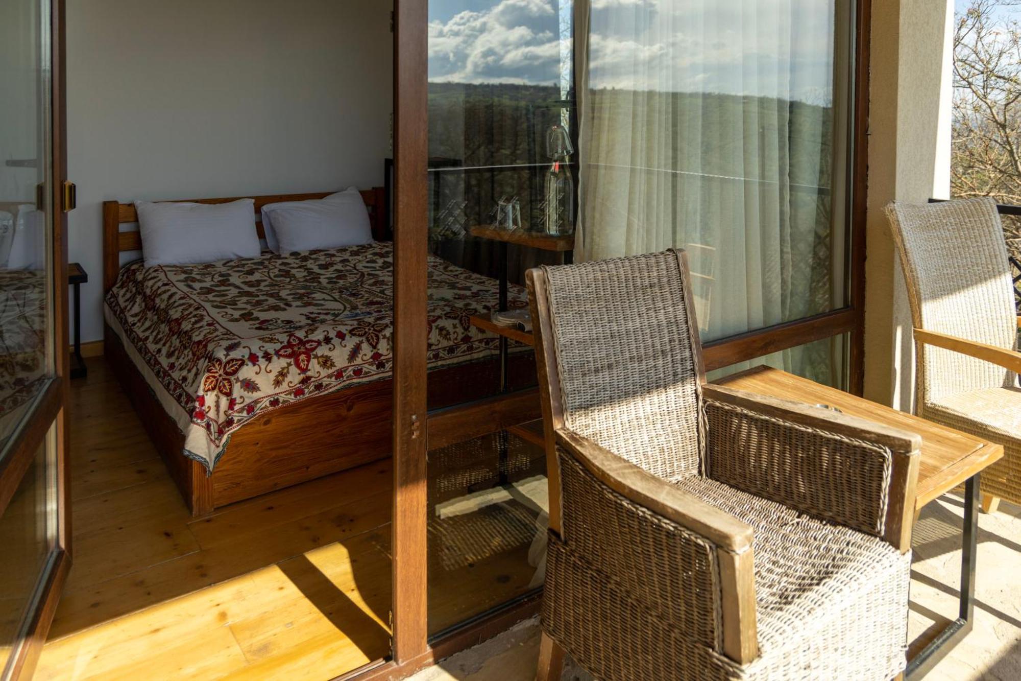 Lost Ridge Inn, Brewery & Ranch Sighnaghi Ngoại thất bức ảnh